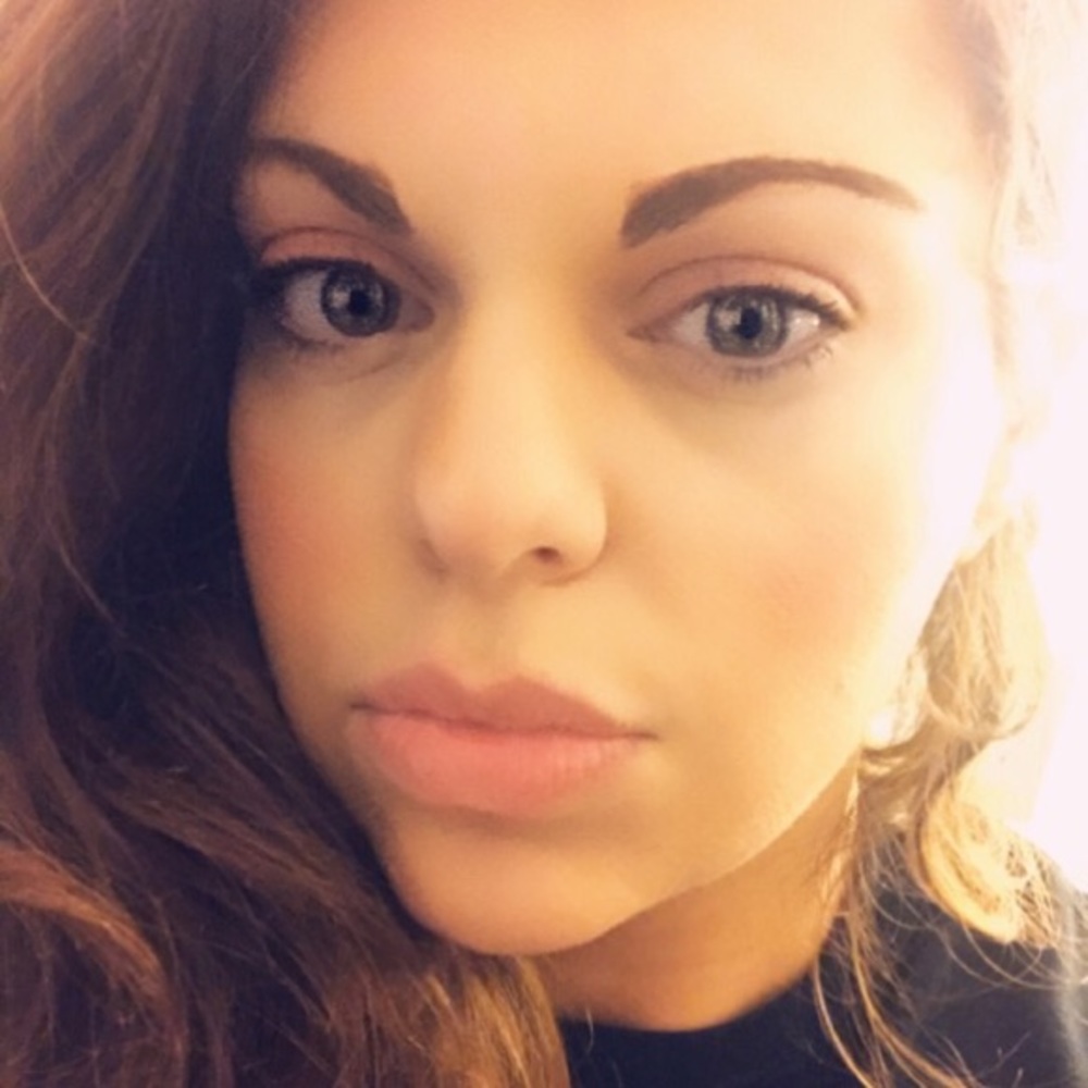 Meet your Posher, Christina